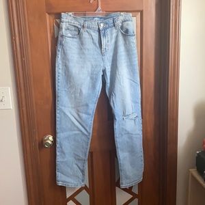 Old navy boyfriend jeans size 6